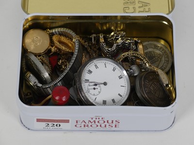 Lot 220 - A small collection of miscellaneous items, to...