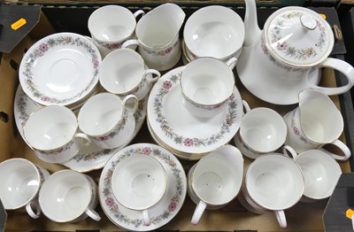 Lot 497 - A Paragon Belinda pattern part tea service