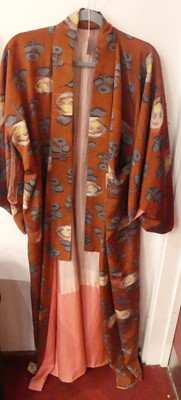 Lot 510 - A 20th century japanese silk kimono, decorated...