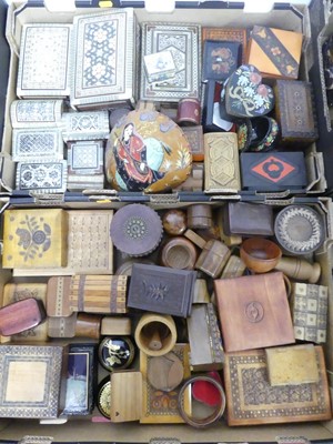 Lot 530 - A collection of boxes, to include a...