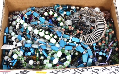 Lot 228 - A collection of assorted modern costume...