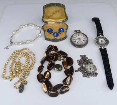 Lot 403 - A continental silver cased keywind pocket...