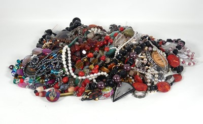 Lot 248 - A collection of assorted mainly modern costume...