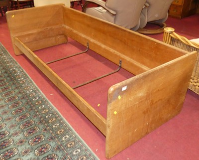 Lot 1287 - *Dick Russell - a 1970s pitch pine daybed...