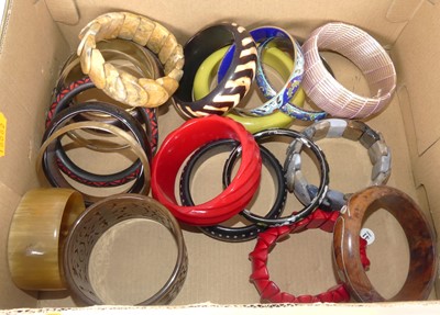Lot 275 - A collection of modern fashion bangles, to...