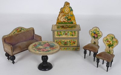 Lot 283 - A small collection of assorted doll's house...