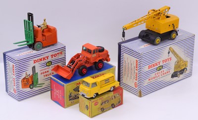 Lot 1097 - Dinky Toys and Matchbox commercial vehicle...
