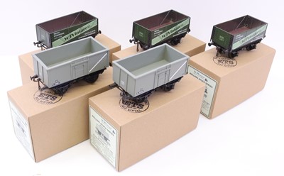 Lot 372 - Five 0-gauge wagons by ETS for W.J.Vintage:...