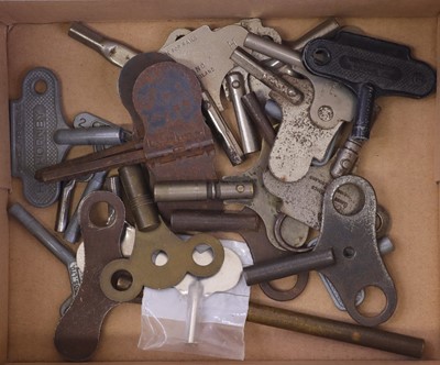 Lot 207 - Clockwork keys, various: 11 Hornby; 2 B/Lowke...