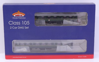 Lot 499 - Bachmann 00 gauge Class 105 two-car DMU in BR...