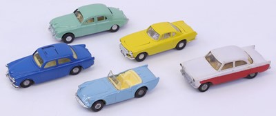 Lot 1462 - Collection of 5 various Triang Spot On Models,...