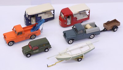 Lot 1470 - Collection of 7 various repainted Triang Spot...